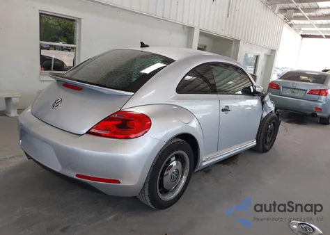 2015 Volkswagen Beetle 1.8T Classic из США, поврежденный, VIN 3VWF17AT3FM654647